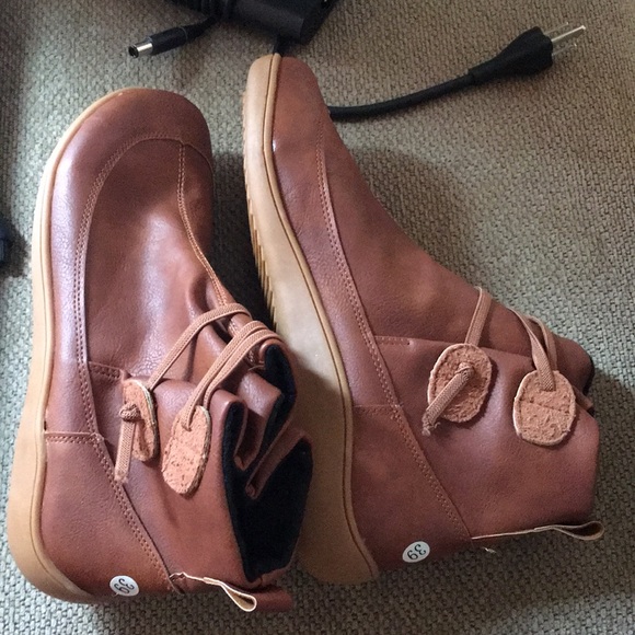Woman boots - Picture 1 of 4